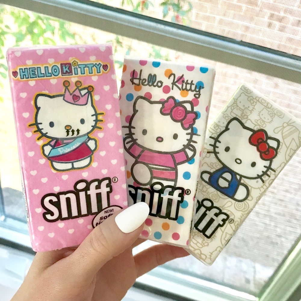 RARE HELLO KITTY TISSUES